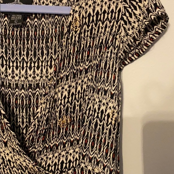 Patterned Blouse - Picture 2 of 2